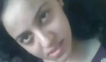 O escritório é provavelmente o melhor lugar para encantar um jovem assistente de laboratório russo vídeo pornô de mulher gostosa e colocar uma buceta na buceta sexo e foder muito difícil
