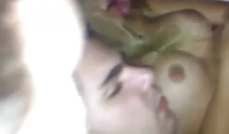 Atores pornográficos experientes Diamond Foxx deram à geração mais jovem prima fudendo uma lição de sexo agradável