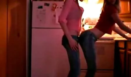 Poderoso ânus buraco vídeo pornô novinha de 18 anos e suculenta buceta linda