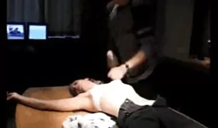 Privado: mulher nua com bons pornô vizinha Peitos Pau grande se masturbar na câmera para o marido
