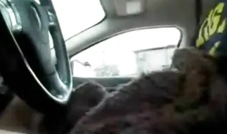 Irmão video de sexo com tia chantageado sexo irmã filmando-a em uma câmera escondida no quarto e no banheiro