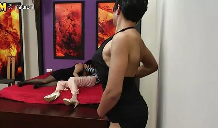 Frágil e petite menina sexo com uma maduro cara com gretchen fudendo gostoso uma grande galo