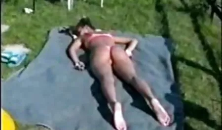 Uma jovem loira com seios carol dias fudendo naturais há muito tempo sonhou com sexo anal e uma primeira inserção na bunda de seus conhecidos e na hora do almoço que ela tinha para seu homem duro