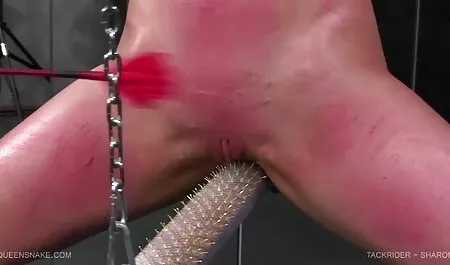 Loira de morena brasileira xvideos olhos verdes com axilas peludas para uma pessoa em posição de Cowgirl