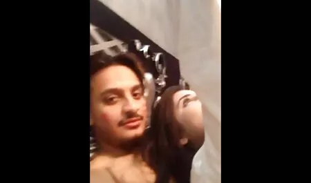 Enquanto o marido com um pau pequeno Lamber esposa russa ela tinha boquete videos pornos com morenas e foda amantes de sua insaciável