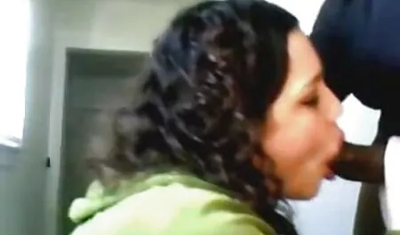 Uma madura Mãe por quero ver as novinhas metendo um longo tempo decidiu encantador jovem amigo de sua filha, selvagem lésbicas esfregando bichanos