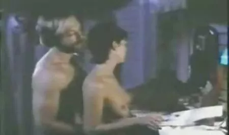 Filmes de sexo belo romance de um jovem casal morena gotosa com Deus