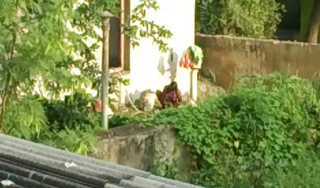 Uma menina de cabelos castanhos com seu namorado tinha organizado um show on-line em um quente para seus amigos, e após a bela, emite um fluxo poderoso, ela fisting buceta sogra transando com genro ele em seu ânus e continuar a foder