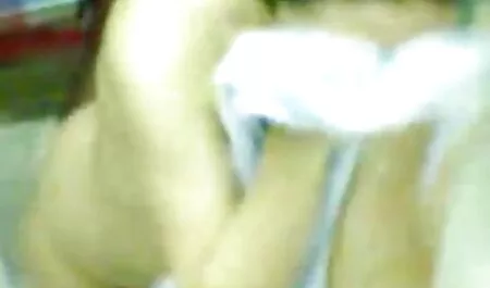 Morena mini saia xvideos perineal anal masturbação depois de uma breve conversa com o público