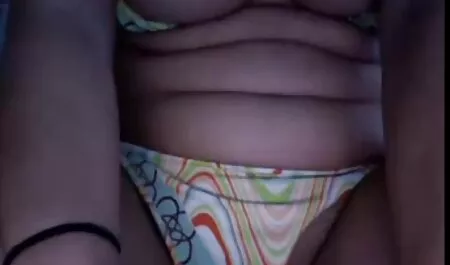 Russo puta degustação de xvideos coroas fudendo paus grandes companheiros pornô Trio