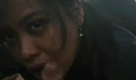 Cara fisting fudendo rabuda menina, paus pretos enormes na buceta minha Asiática Teen Asiática no carro