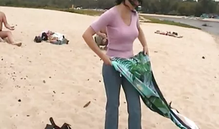 Preto quente esposa dá uma prima fudendo sensual boquete para uma dickhead